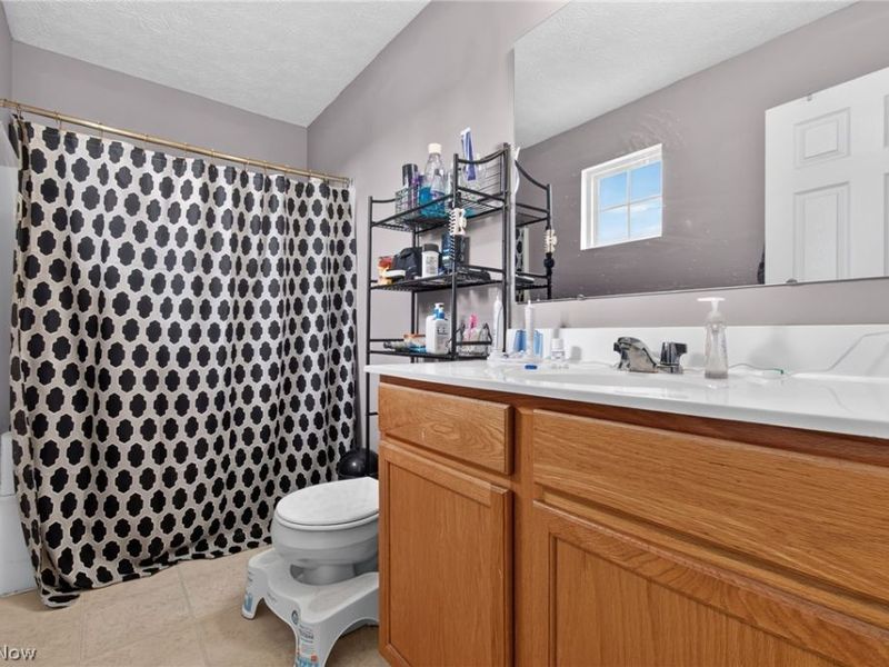 2698 Dutch Circle NE, Canton, OH 44721 Photo 15