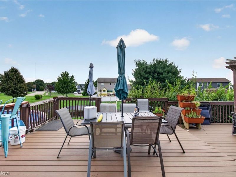 2698 Dutch Circle NE, Canton, OH 44721 Photo 22