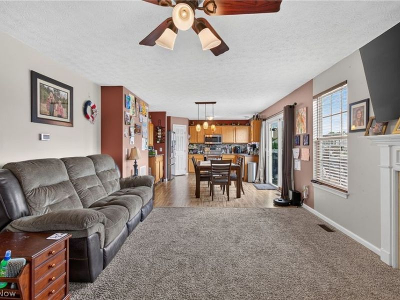 2698 Dutch Circle NE, Canton, OH 44721 Photo 7