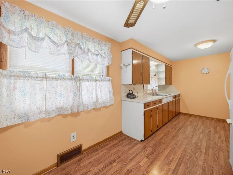 1009 Niles Street SW, Massillon, OH 44647 Photo 7
