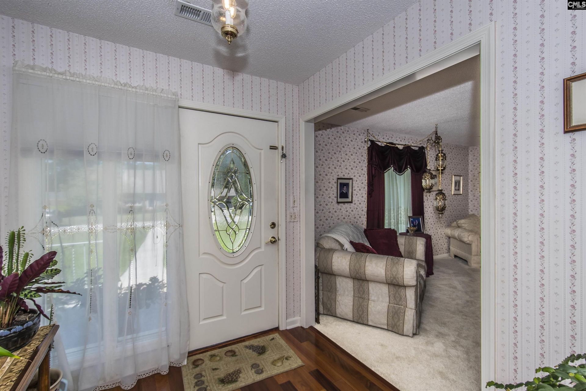 132 Burnsdowne Road Photo 8