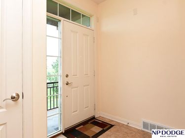 12259 Ida Plaza, Omaha, NE 68142