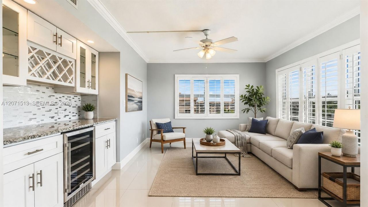 3300 N Palm Aire Dr, Unit 910, Pompano Beach, FL 33069 Photo
