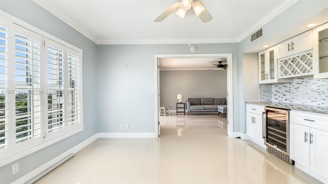 3300 N Palm Aire Dr, Unit 910, Pompano Beach, FL 33069 Photo
