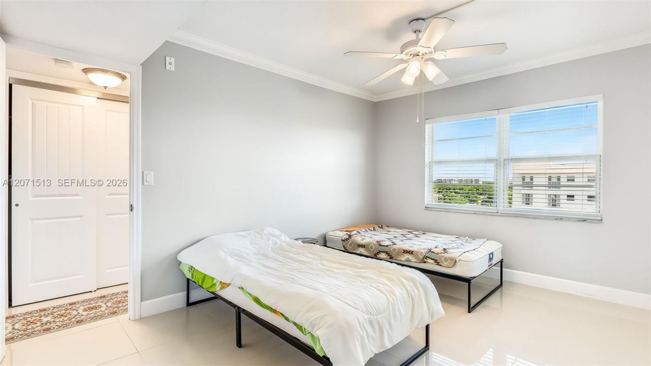 3300 N Palm Aire Dr, Unit 910, Pompano Beach, FL 33069 Photo