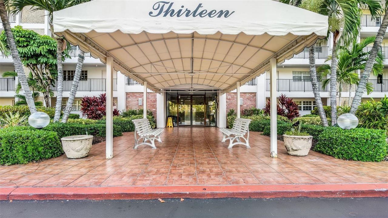 3300 N Palm Aire Dr, Unit 910, Pompano Beach, FL 33069 Photo