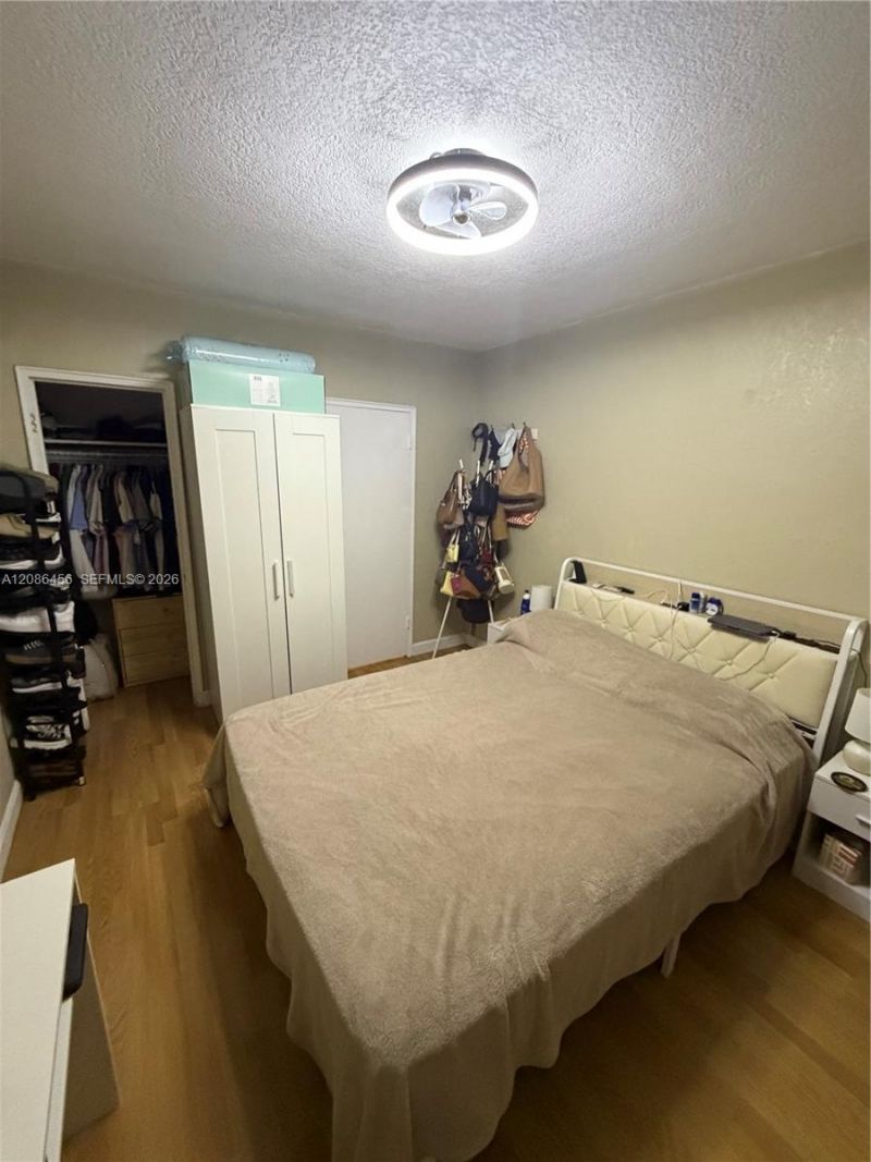 3570 SW 9th Ter , Unit 9B, Miami, FL 33135 Photo