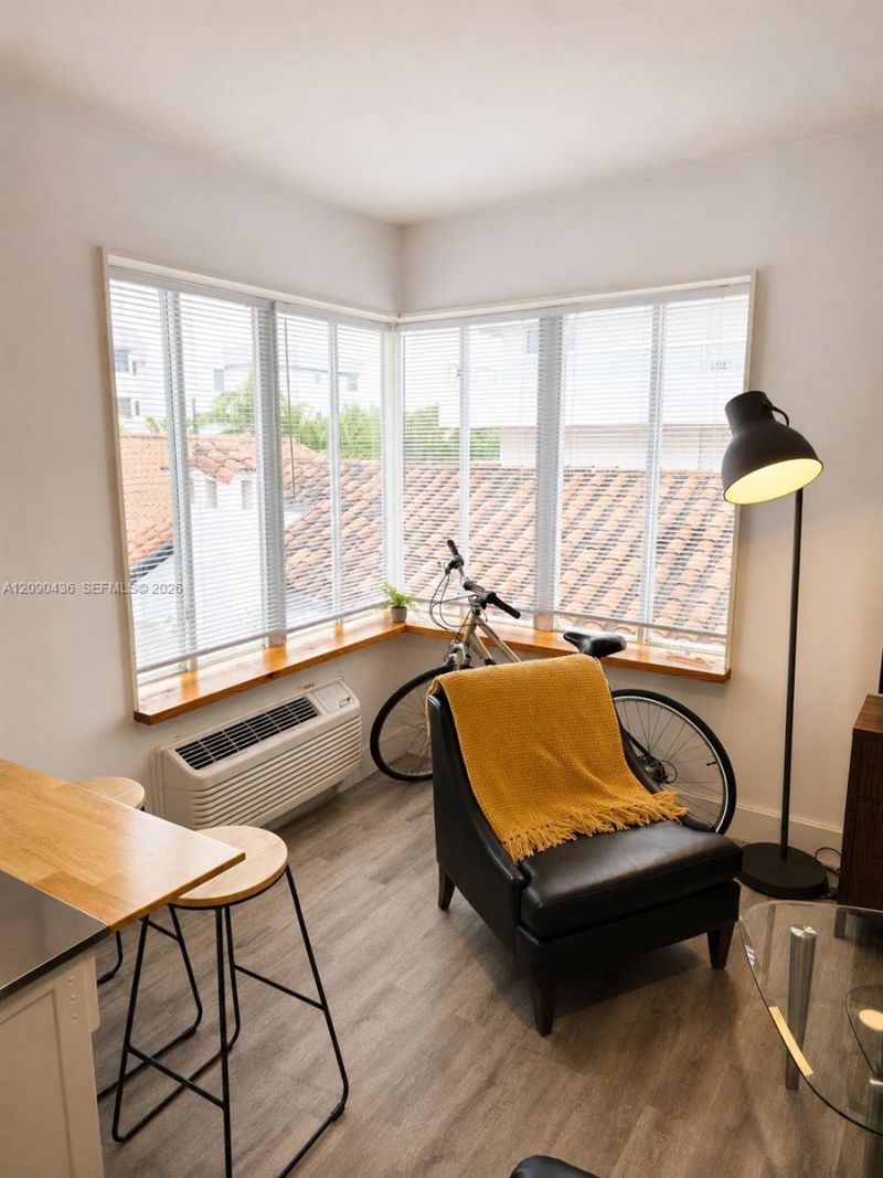 3710 Collins Ave , Unit N-309, Miami Beach, FL 33140 Photo