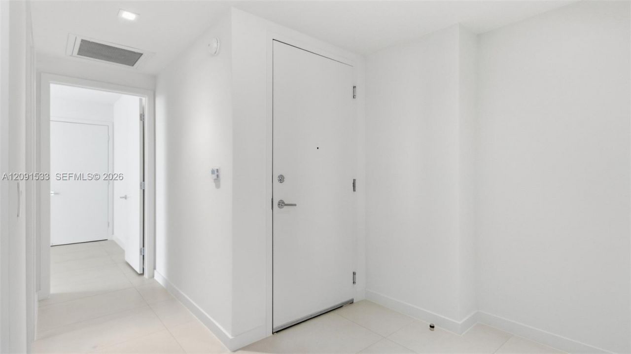 1400 Biscayne Blvd , Unit 2902, Miami, FL 33132 Photo