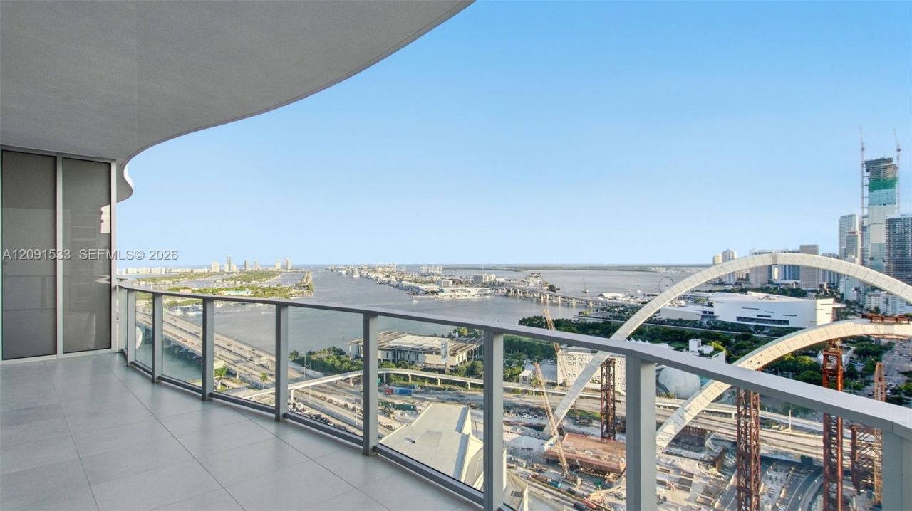 1400 Biscayne Blvd , Unit 2902, Miami, FL 33132 Photo