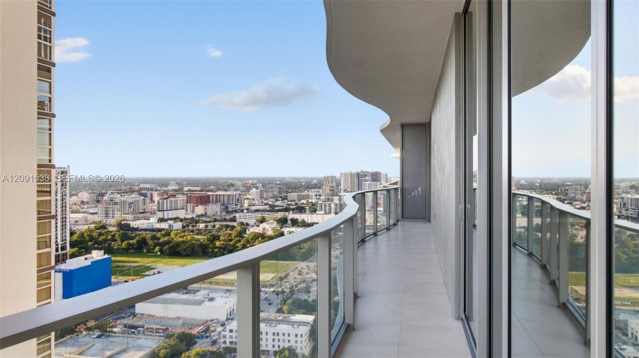 1400 Biscayne Blvd , Unit 2902, Miami, FL 33132 Photo