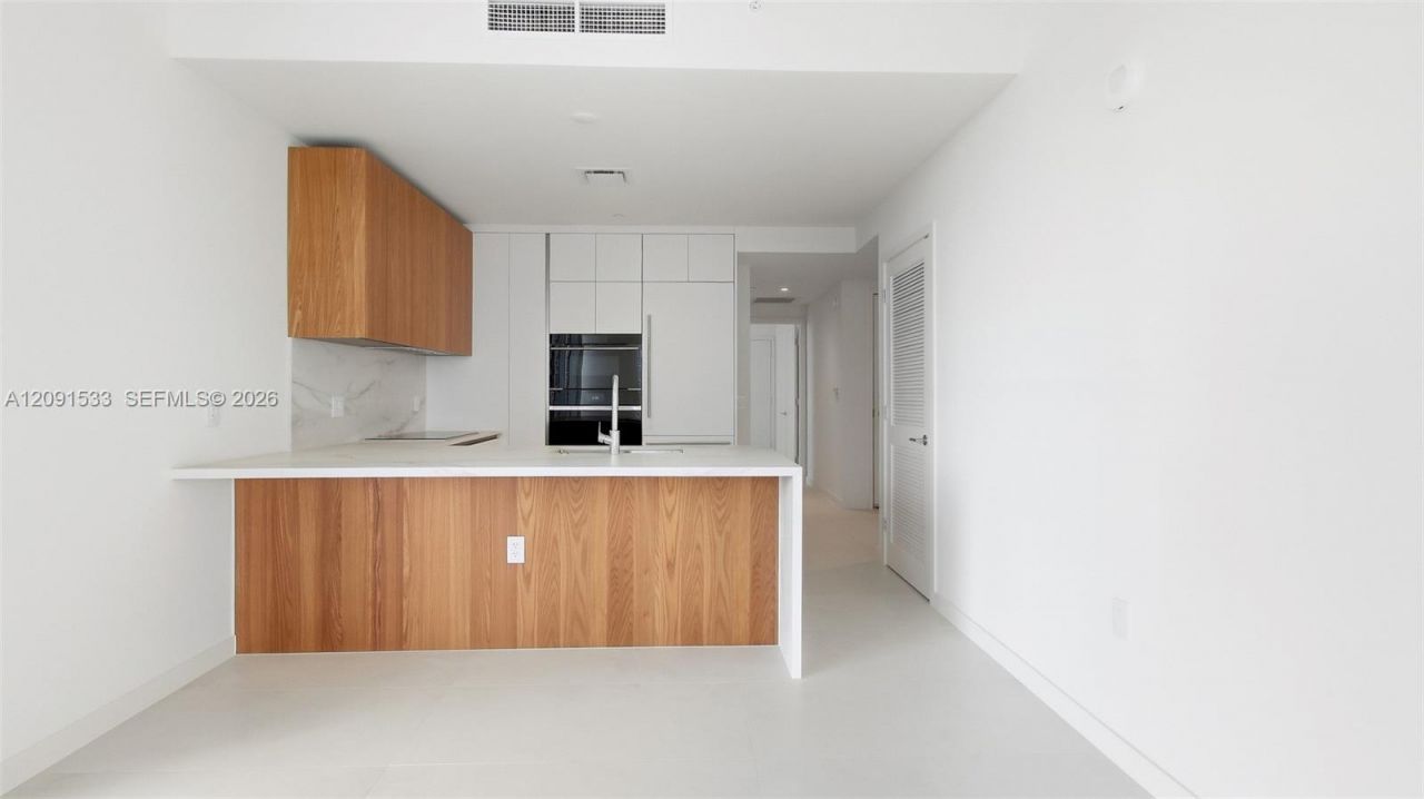 1400 Biscayne Blvd , Unit 2902, Miami, FL 33132 Photo