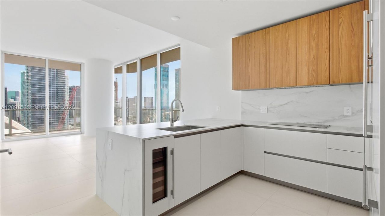 1400 Biscayne Blvd , Unit 2902, Miami, FL 33132 Photo