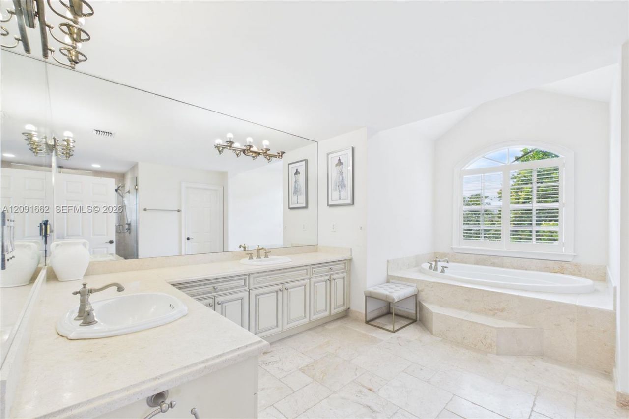 2801 NE 21st Ct, Fort Lauderdale, FL 33305 Photo