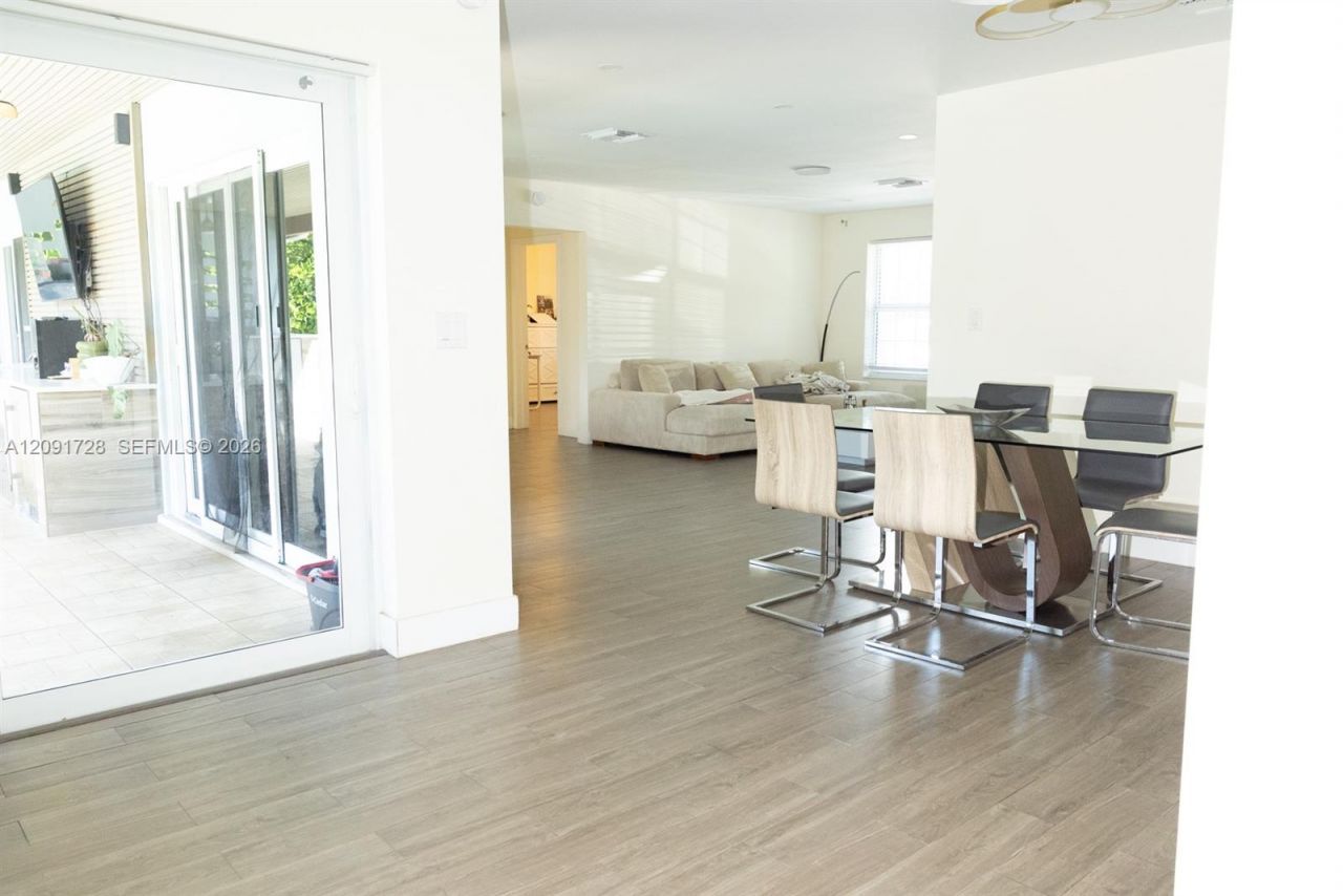 1320 Arthur St , Unit 1320, Hollywood, FL 33019 Photo
