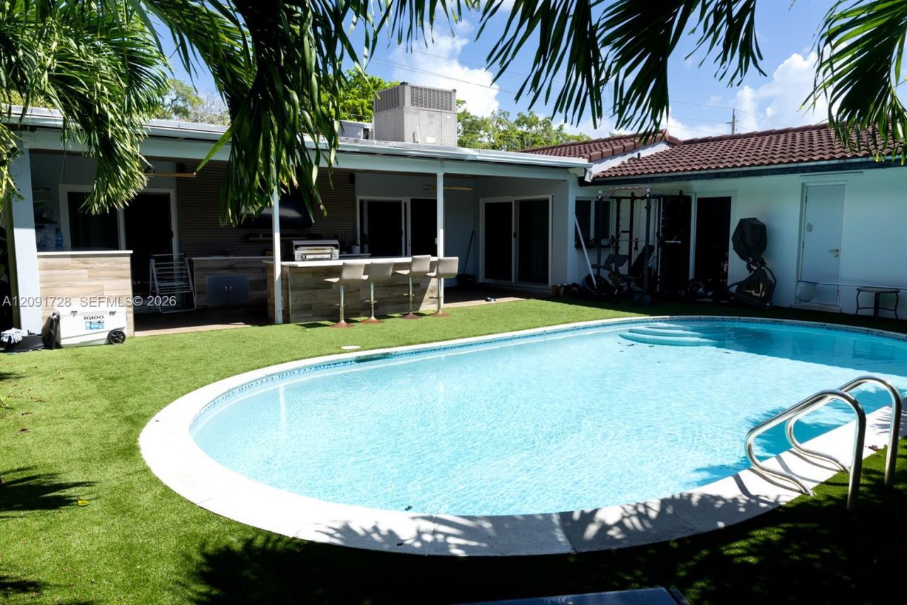 1320 Arthur St , Unit 1320, Hollywood, FL 33019 Photo