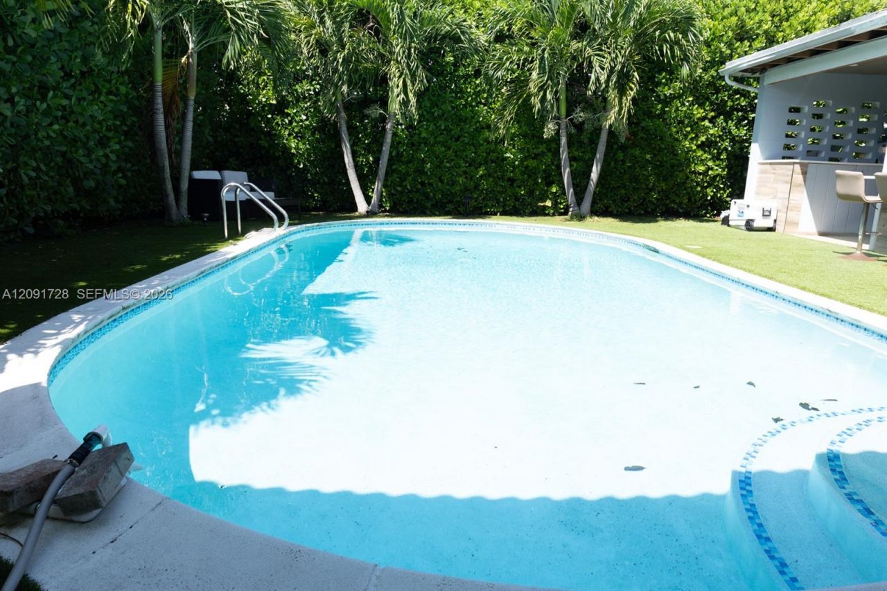 1320 Arthur St , Unit 1320, Hollywood, FL 33019 Photo