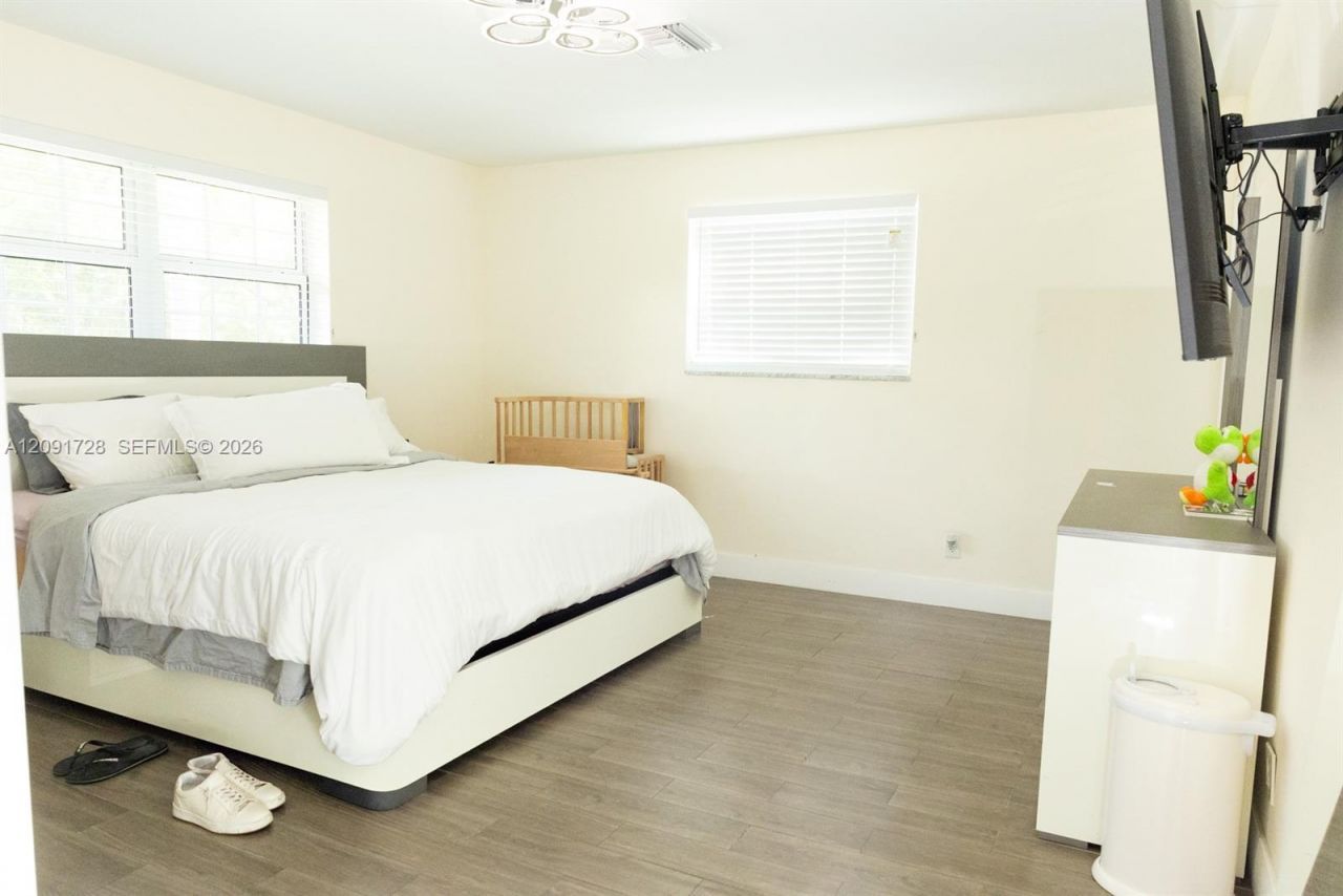 1320 Arthur St , Unit 1320, Hollywood, FL 33019 Photo