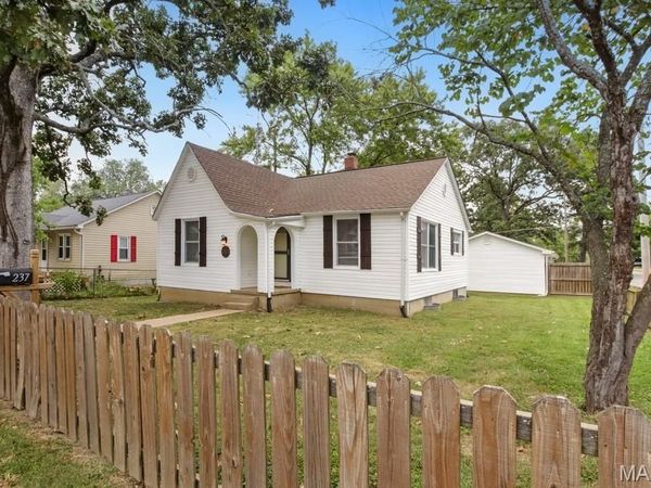 237 Watson Road, 225 Hobart Street , Sullivan, MO 63080
