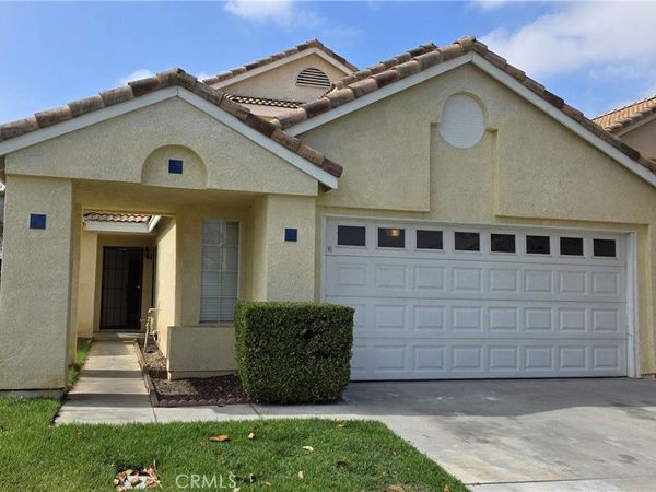 15577 Castellion , Fontana, CA 92337
