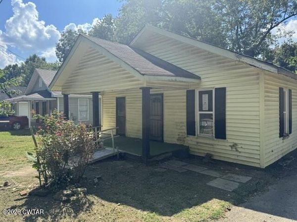 715 N 20th Avenue , Humboldt, TN 38343