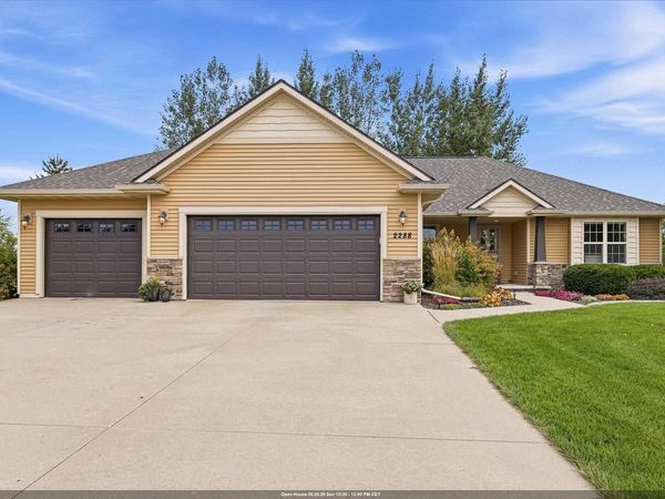 N2288 HILLANDALE DRIVE, Greenville, WI 54942