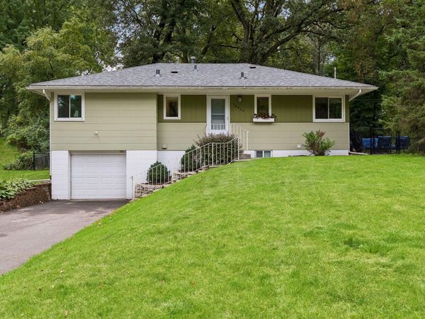 16419 Seymour Drive, Minnetonka, MN 55345