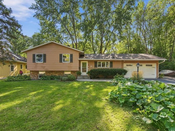 1519 Meadowlark Drive, Stillwater, MN 55082