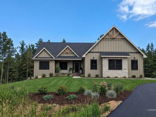 1189 60th Street, Hudson, WI 54016