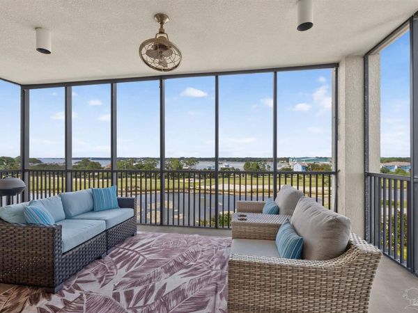 645 Lost Key Dr, Unit 606, Pensacola, FL 32507