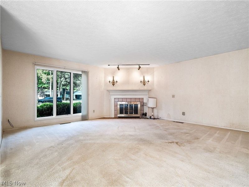 5153 N Barton Road, North Ridgeville, OH 44039 Photo 7