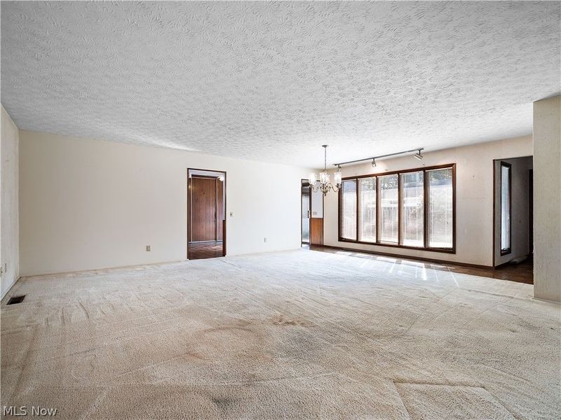 5153 N Barton Road, North Ridgeville, OH 44039 Photo 9