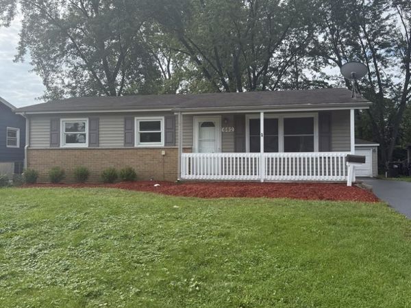 662 Walnut Road , Wauconda, IL 60084