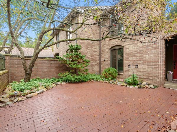 3648 Woodcliff Drive, Kalamazoo, MI 49008