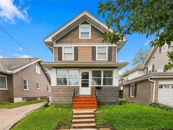 352 20th Street SE, Cedar Rapids, IA 52403