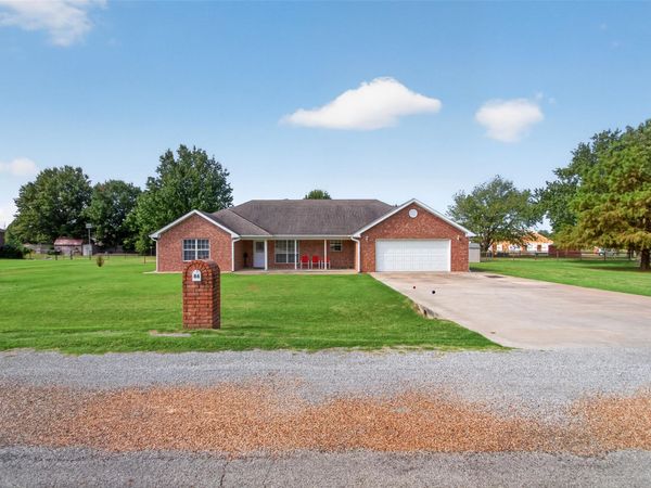 86 Maple Road , Pryor, OK 74361