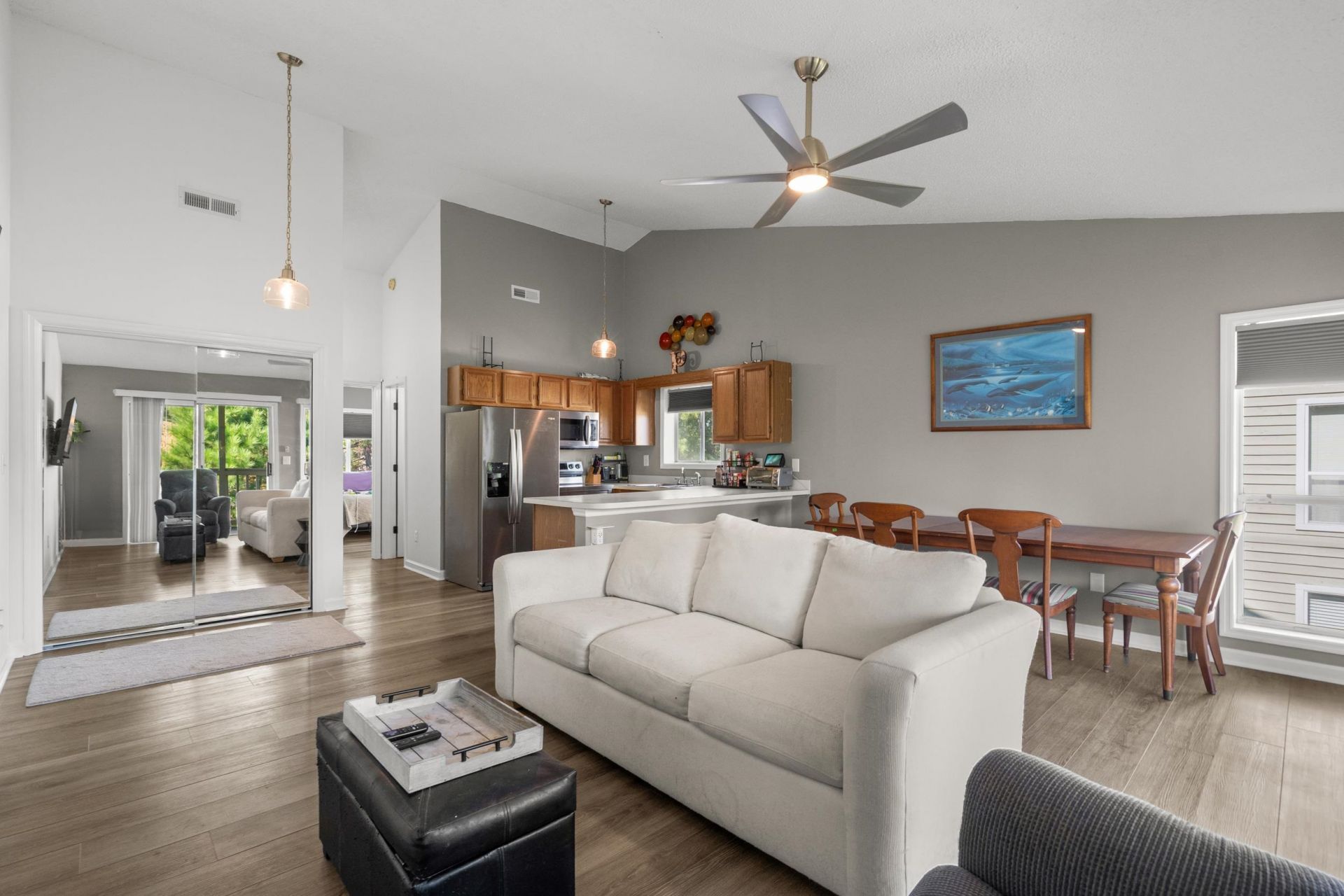 1129 White Tree Ln.  Photo 10