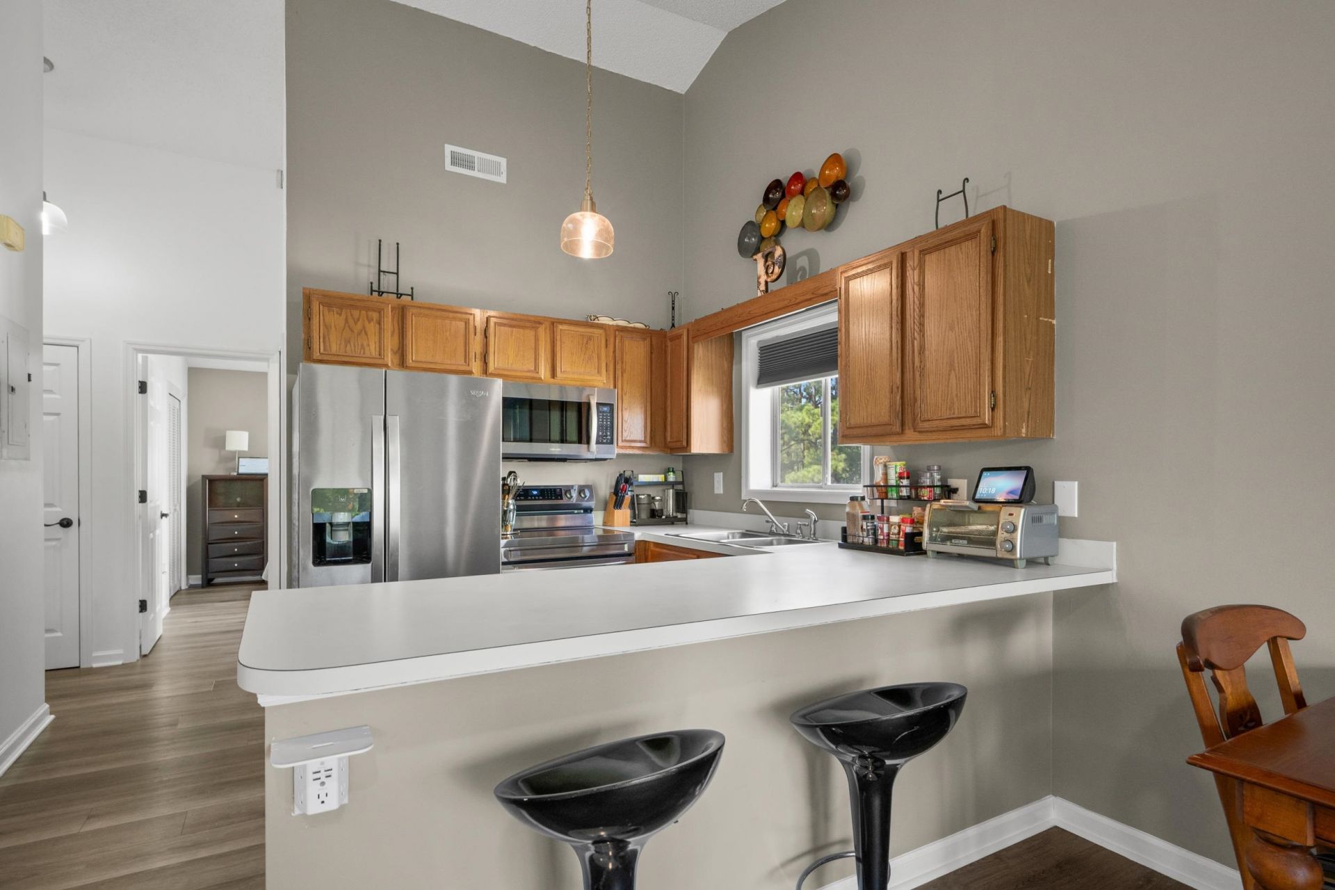 1129 White Tree Ln.  Photo 11
