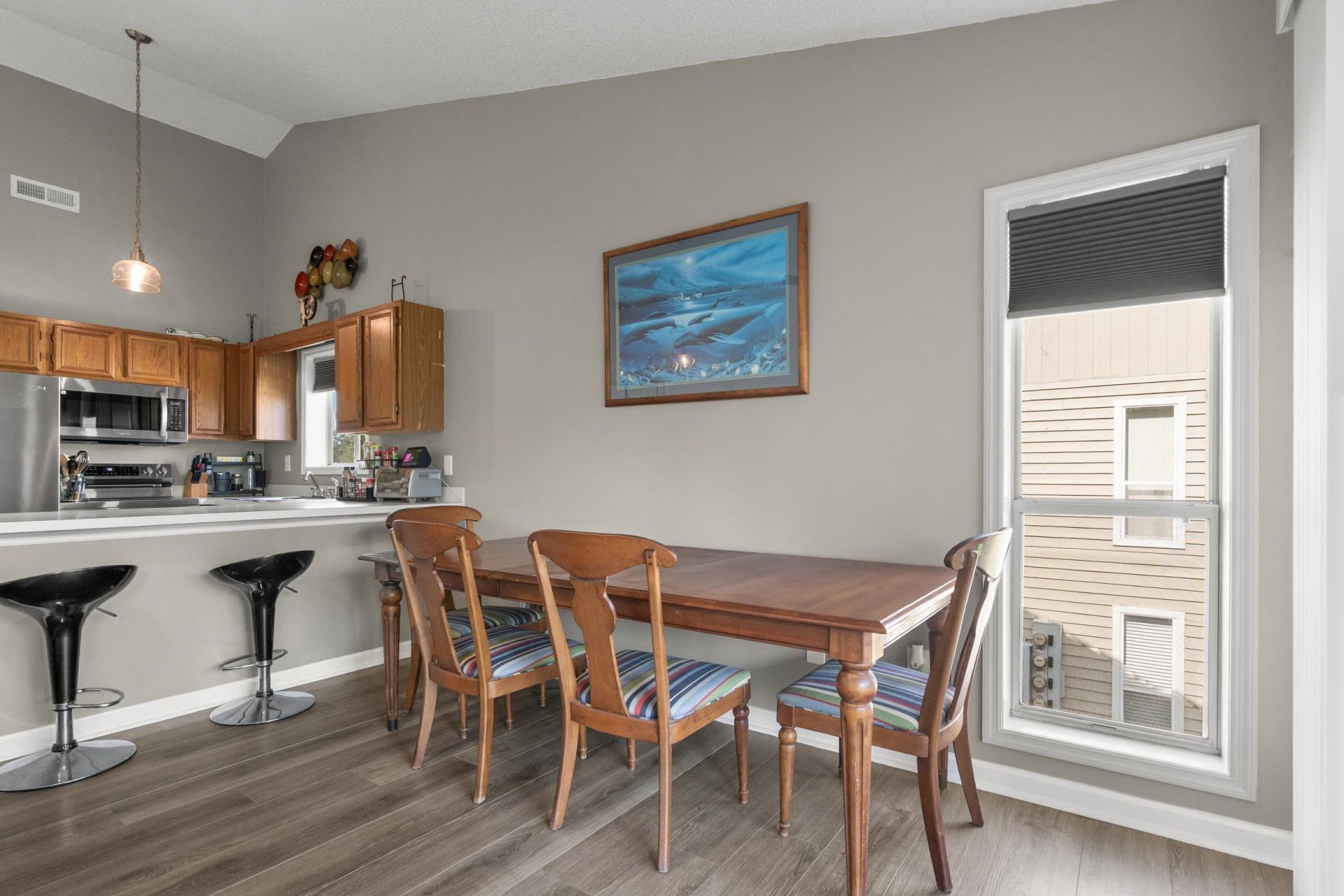1129 White Tree Ln.  Photo 12