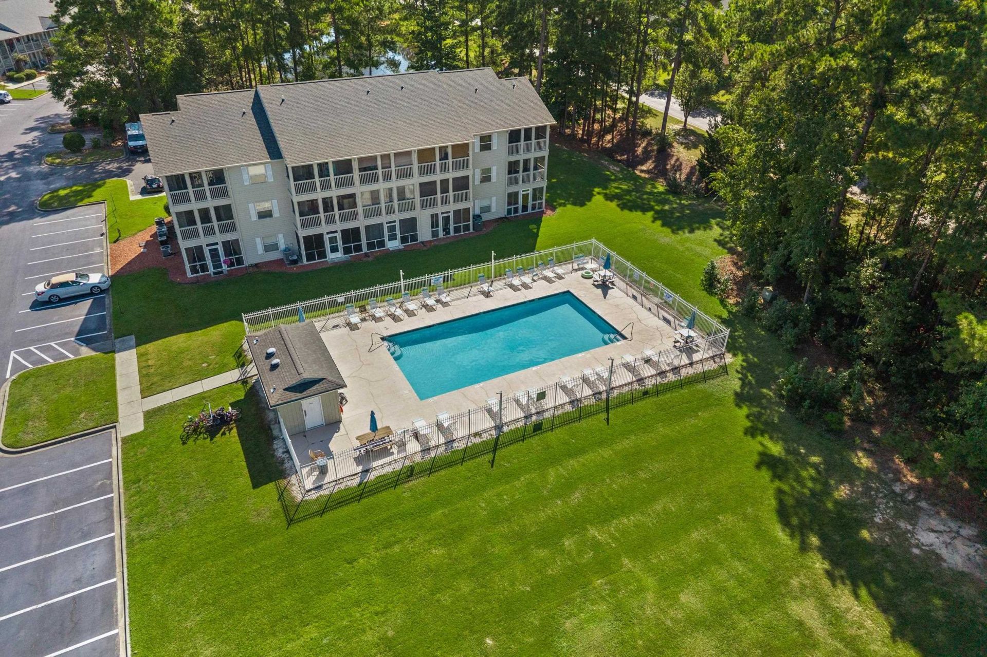 1129 White Tree Ln.  Photo 27