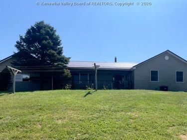 5860 Union Campground Road, Letart, WV 25253