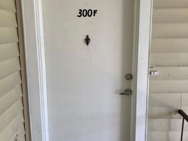 300 CHEROKEE COURT , Unit F, ALTAMONTE SPRINGS, FL 32701