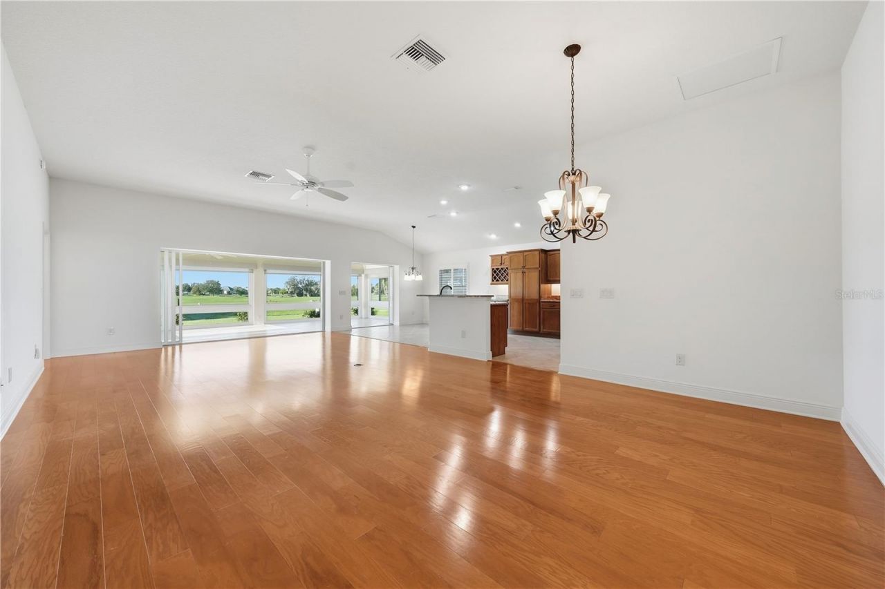 1102 Allaire Loop, The Villages, FL 32163 Photo