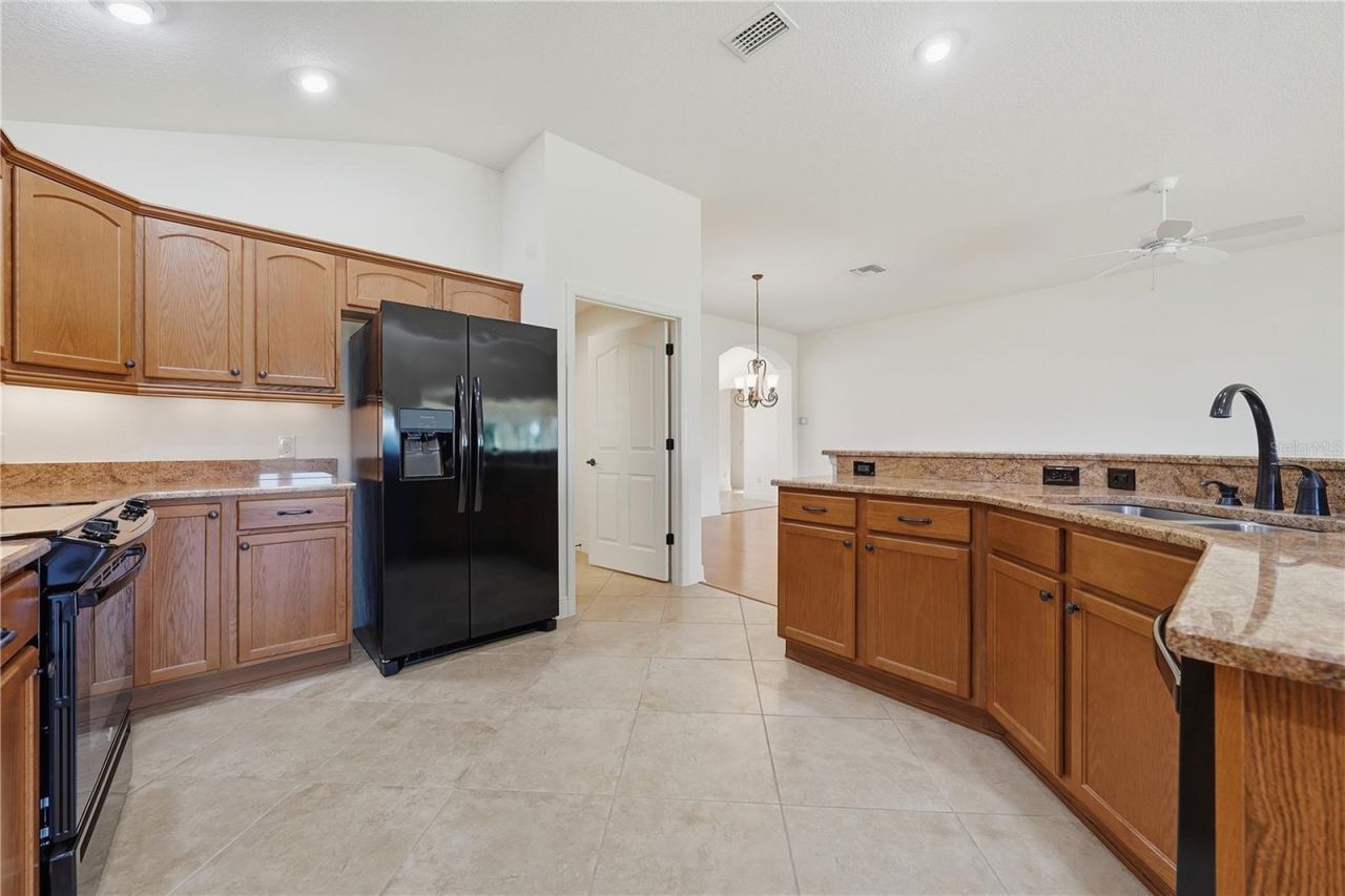 1102 Allaire Loop, The Villages, FL 32163 Photo