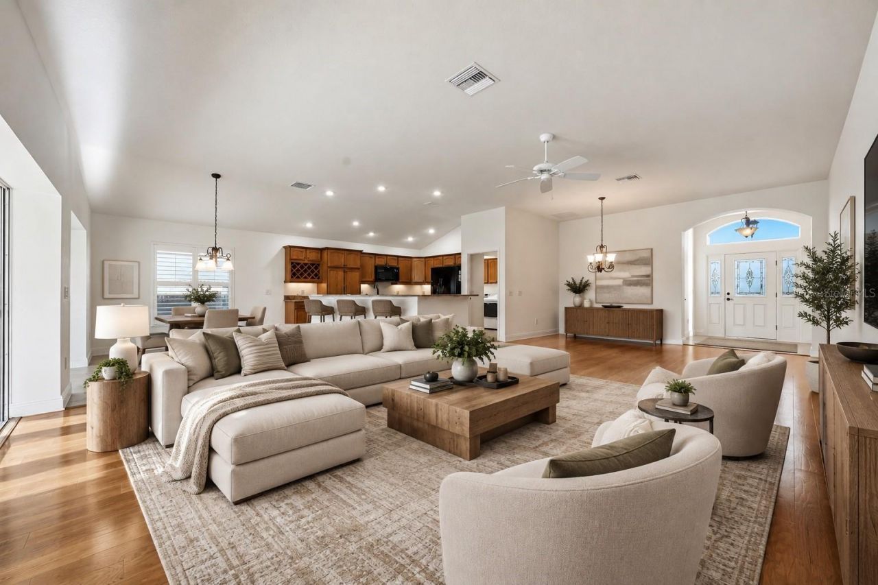 1102 Allaire Loop, The Villages, FL 32163 Photo