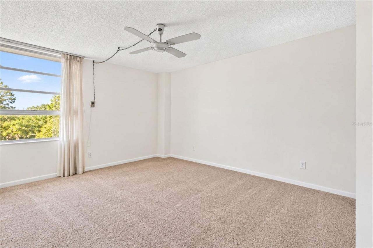 20400 W Country Club Drive, Unit 609, Aventura, FL 33180 Photo