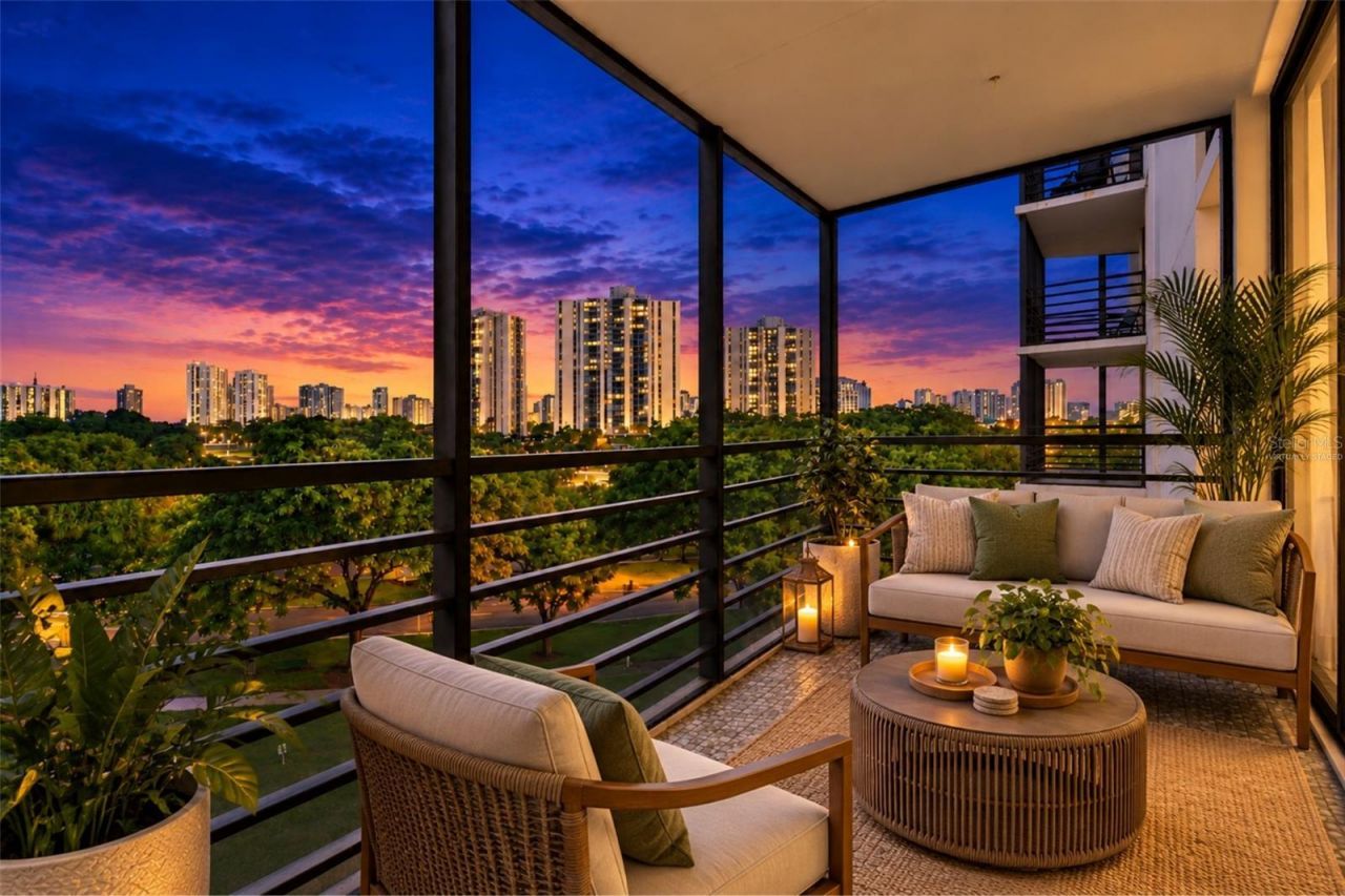 20400 W Country Club Drive, Unit 609, Aventura, FL 33180 Photo