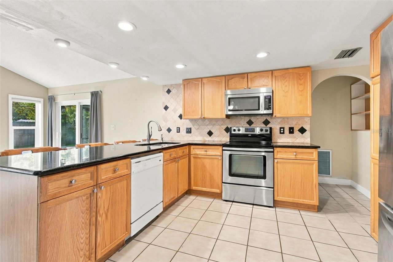 11093 117th Street, Seminole, FL 33778 Photo
