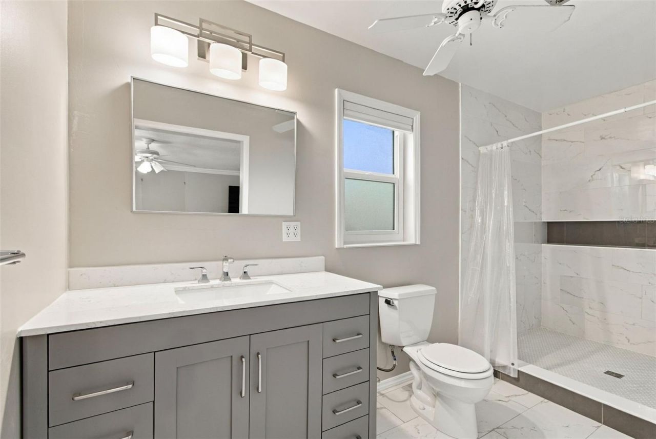 11093 117th Street, Seminole, FL 33778 Photo