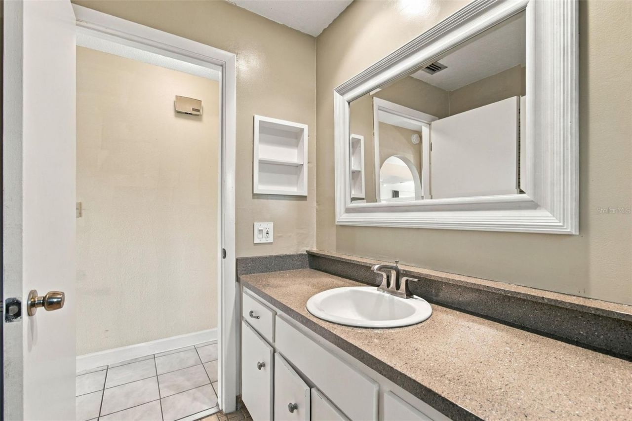 11093 117th Street, Seminole, FL 33778 Photo